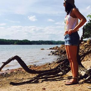 Meet your Posher, Megan